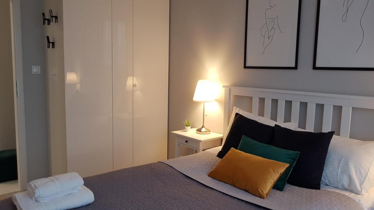 Grochowska Apartment ワルシャワ エクステリア 写真